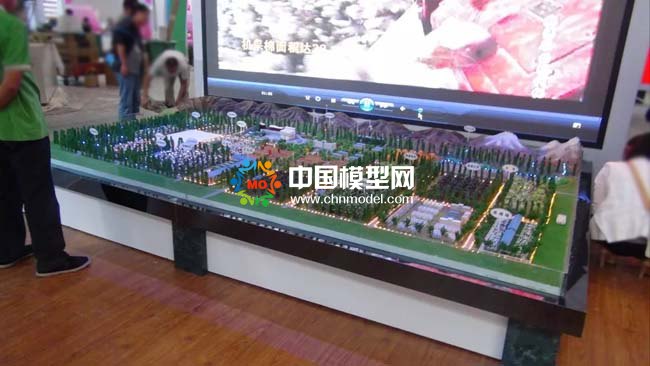 新疆農(nóng)業(yè)產(chǎn)業(yè)結(jié)構(gòu)沙盤模型