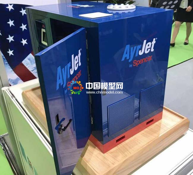 高速磁懸浮鼓風機模型