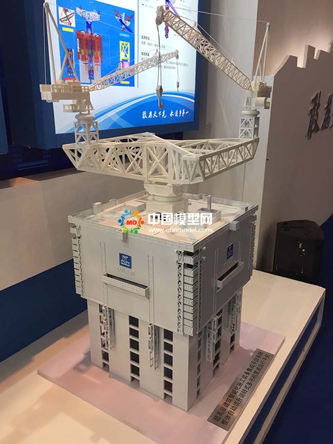 超高層建筑智能化施工裝備集成平臺(tái)模型