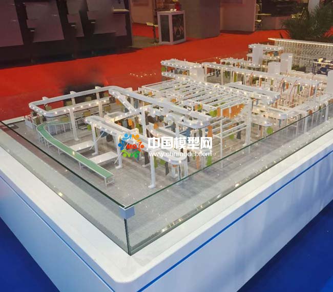 服裝智能化吊掛系統(tǒng)和智能物流解決方案沙盤模型