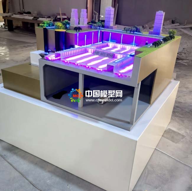 車庫屋頂排水系統水沙盤模型